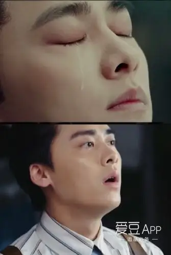 记忆中,李易峰似乎演的角色都很"虐",不是自闭症患者就是孤儿或者被女