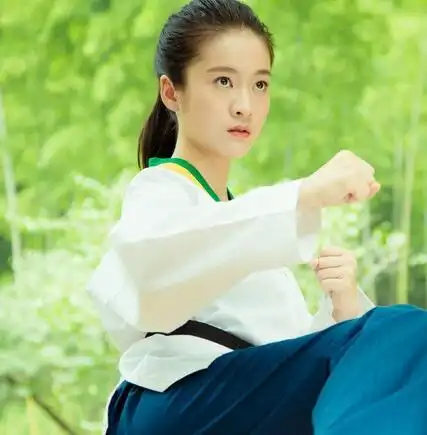 图张雪迎旋风少女特辑图片好美郭襄变天才少女宗师