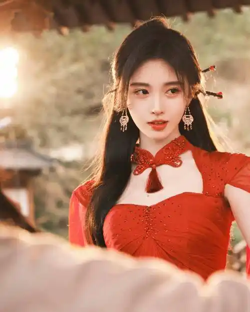 王鹤棣 王一博 肖战 赵露思 陈飞宇 杨超越 杨紫_林更新_组合_鞠婧祎