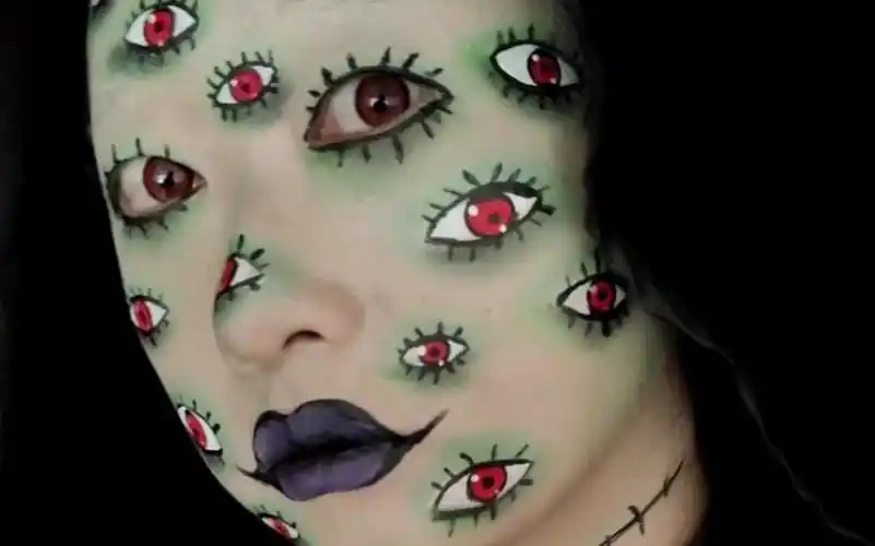 它有绿绿的皮肤,它有红红的眼.密集恐惧症请绕行.