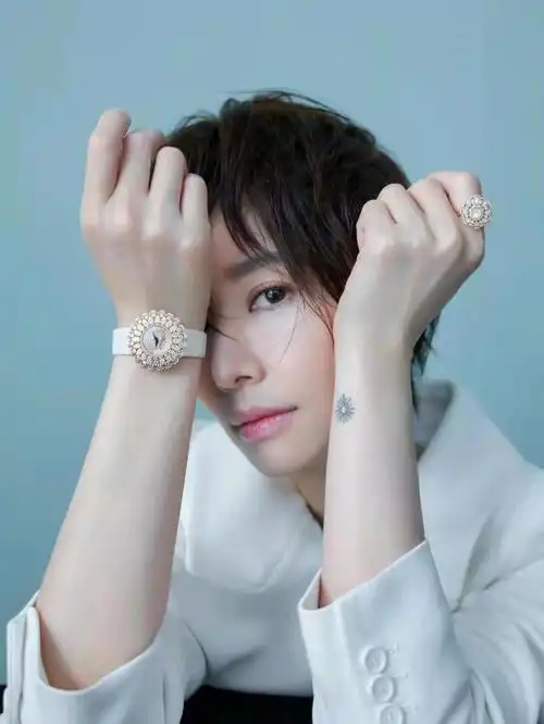 林心如的短发差点没认出来