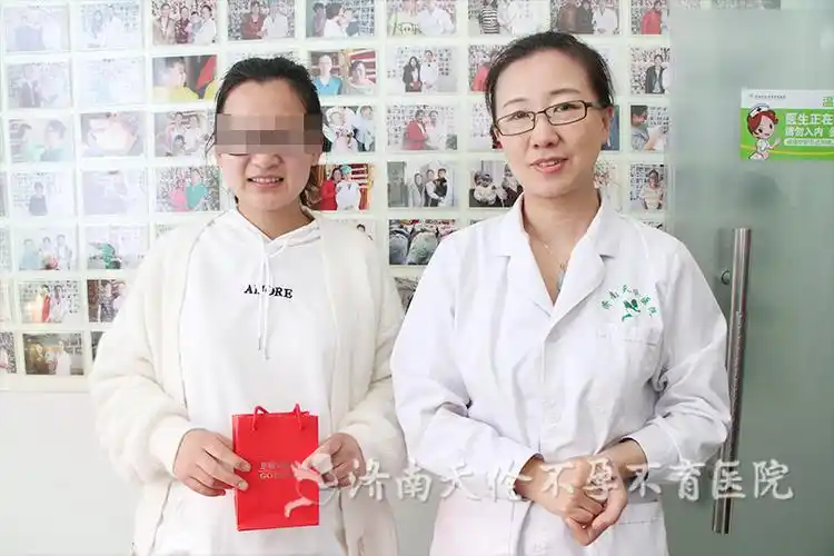 患者档案      基本信息:王女士,26岁,菏泽      首诊医生:赵晔