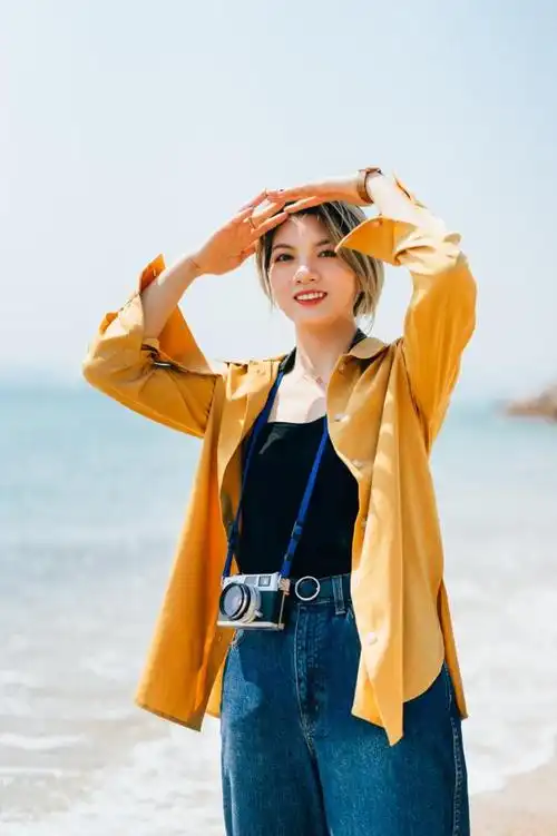 日常10个拍照姿势,简单摆拍,就能拍出自然好看照片_镜头