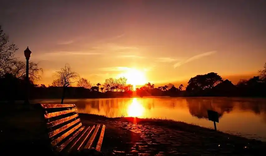 黄昏夕阳唯美风景图片高清桌面电脑壁纸
