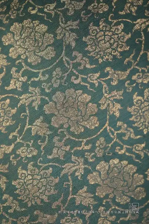 2019824东京国立博物馆明黄绿地重蔓牡丹唐草纹织金锦锦上有牡丹和宝