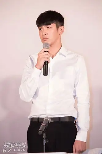 柯震东"吸毒门"后公开现身内地捞金 发福素颜鲜嫩不再