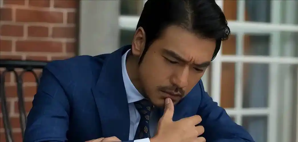 金城武近照曝光留胡子亮相杂志封面男神魅力依旧