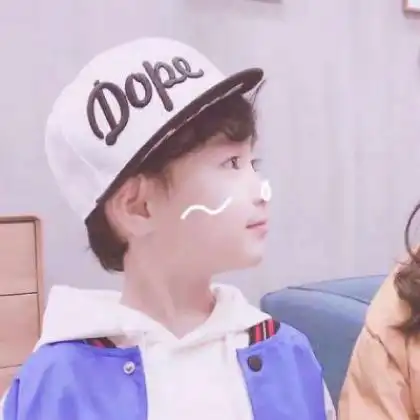 情侣头像小孩一人一张呆萌一男一女高清