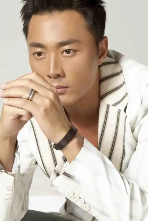 资料:沈晓海个人小档案(附图)