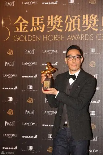 第53届金马奖 范伟影帝周冬雨马思纯双黄影后_高清图集_新浪网