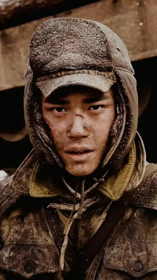 易烊千玺超话#长津湖之水门桥香港定档512#气势恢宏的战争场面 感人至