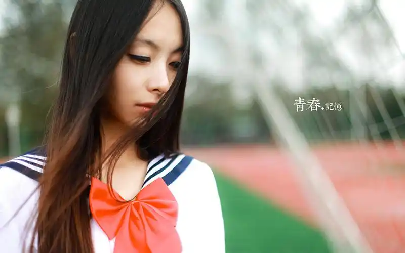 > 校园清纯学生妹甜美写真桌面壁纸(1280×800)