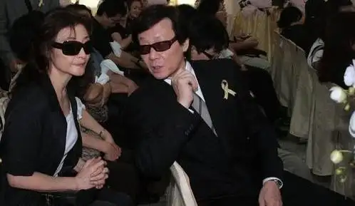 盘点娱乐圈内的"一夫多妻制"