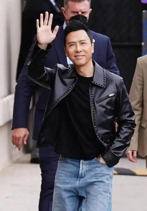 当众"跪拜"甄子丹,甄子丹在国外的影响力有多大,你肯定想不到_斯科特