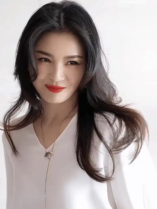 前两天刘涛的活动图曝光,实在是太惊艳了.