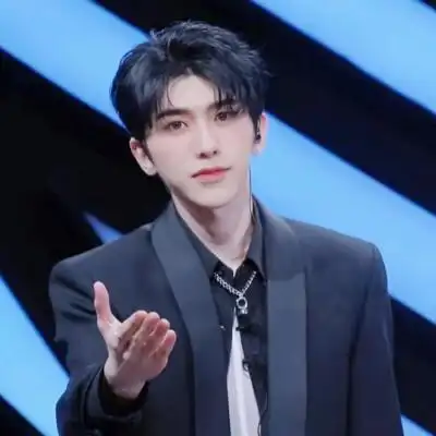 更虞书欣赵小棠许佳琪孔雪儿刘雨昕蔡徐坤头像.