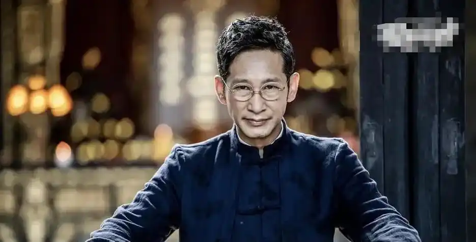 老戏骨王劲松怎么了不许粉丝用自己头像被网友质疑后删号