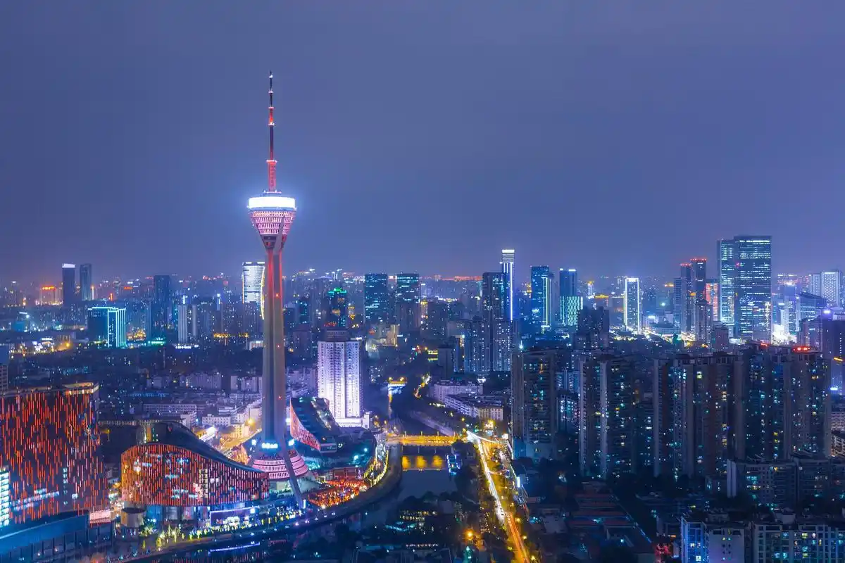 成都五大最美夜景,让你找到属于自己的那一片天空 成都,被誉为天府之