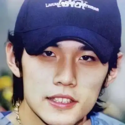 由美头网整理发布,明星头像频道提供更多与jay,杰伦,周杰伦相关的头像