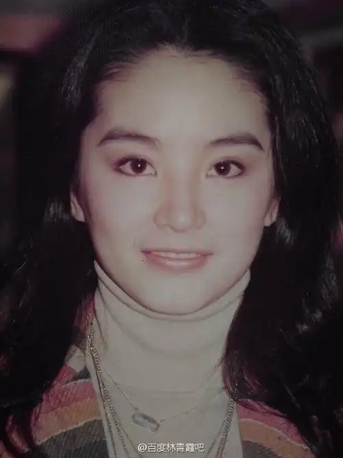 林青霞的眼睛形状好美啊