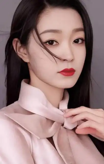 宋轶的时尚态度敢于尝试展现个性