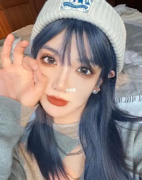 夏天限定的发色蓝灰色雾霾蓝色冰蓝色推荐