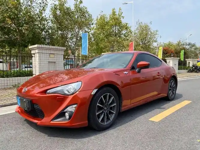 中山抵押车14年丰田86出售