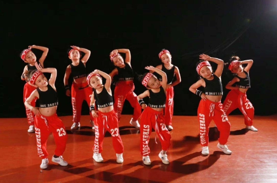 少儿学爵士舞的几个技巧分享!