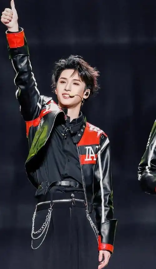 严浩翔##美出圈