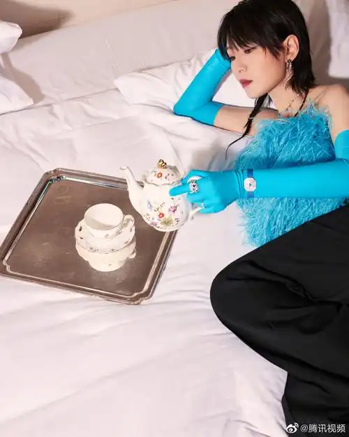 时尚芭莎慈善夜造型汇总