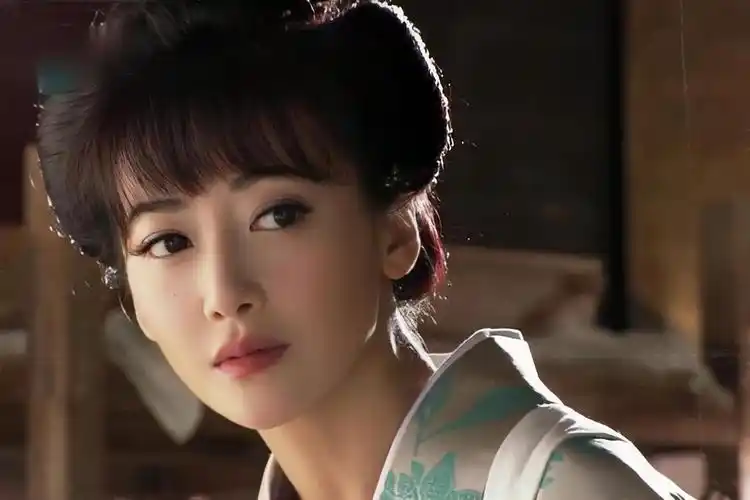 冻龄女神陈紫函曾差点被前任毁掉嫁小9岁男星后苦尽甘来