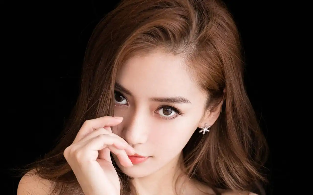 angelababy性感礼服高清电脑壁纸