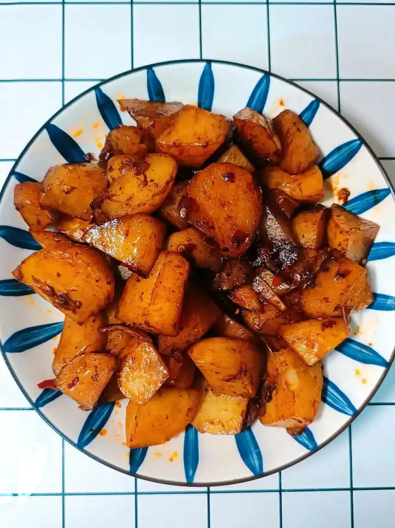 美味家常菜红烧土豆