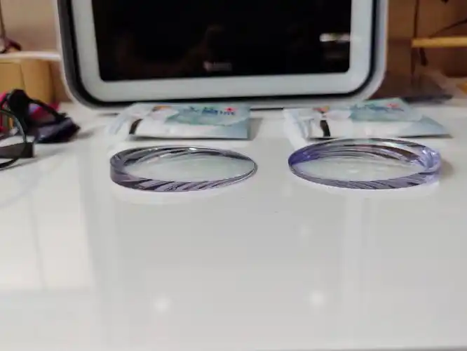 这个不就是所谓的三棱镜么 为啥要配这种眼镜呢这位小伙伴 在报名考