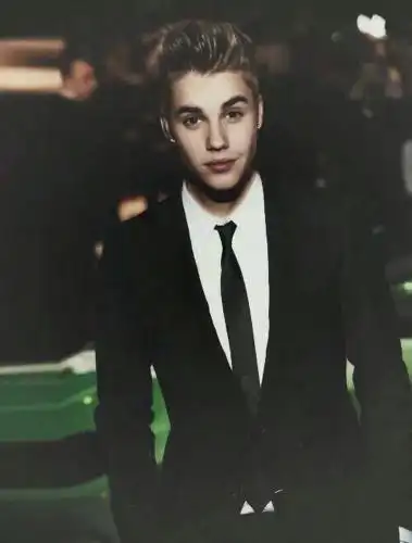 你喜欢justin bieber 吗?为什么?