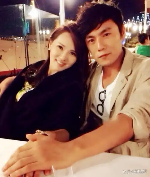 事实证明娶了大自己十岁伊能静的秦昊早已走上了另一条道路