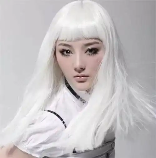 【生活百科】年轻人长白发的原因