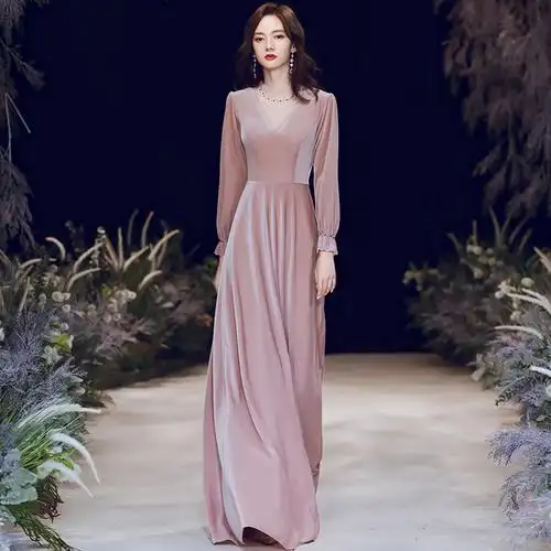 粉色晚礼服裙女2021新款气质轻奢小众高端长袖高级质感年会主持人