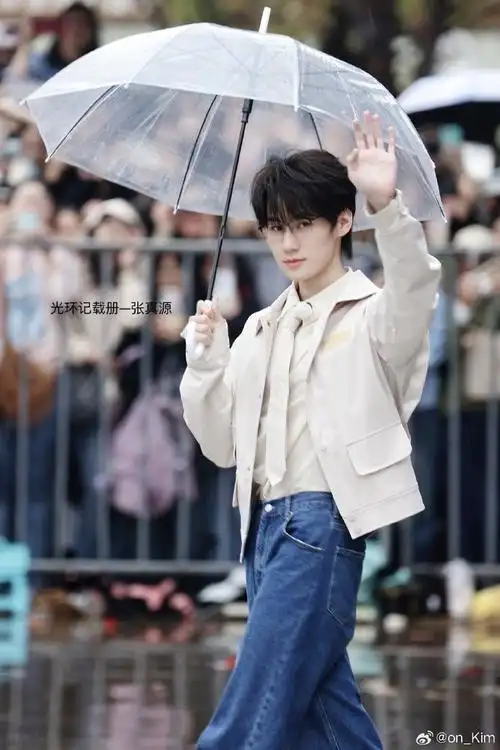 张真源奔跑吧##时代少年团演唱会澄清与提醒