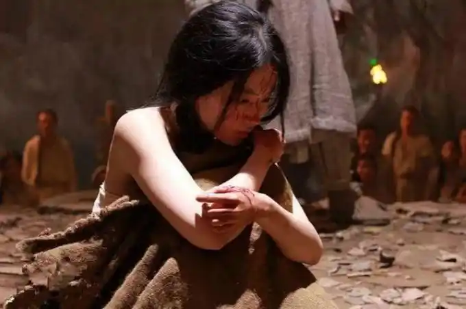 中国第一位女皇帝不是武则天而是陈硕贞,兵败后被士兵玩耍3天处死 .