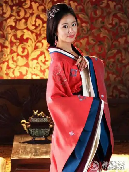 林心如《倾世皇妃》 多款美艳古典造型回顾