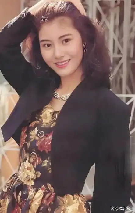 无美颜无整容,个个清水出芙蓉,80年代的天然美人,你都认识吗?