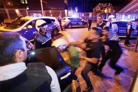 西班牙一男子与华人酒吧人员发生争执身亡引斗殴