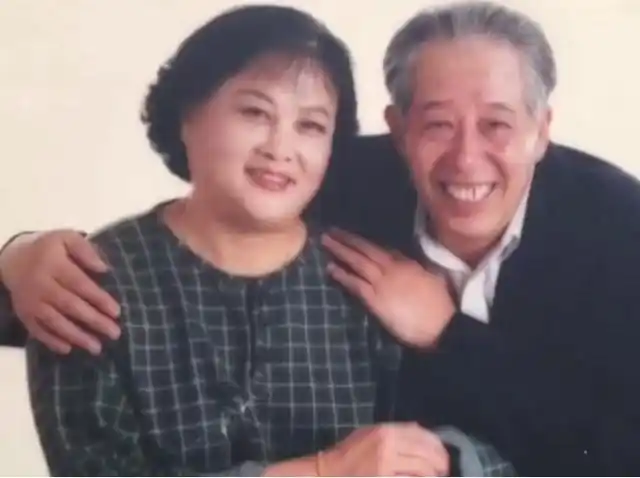 文兴宇:一天四包烟,66岁患癌离世,病故前恳求妻子再给一根烟