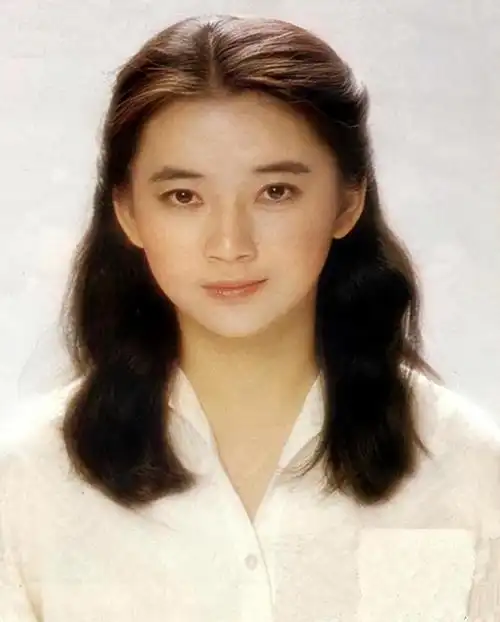 4位"惊艳绝世"的女星,她们的"没落",是娱乐圈的损失