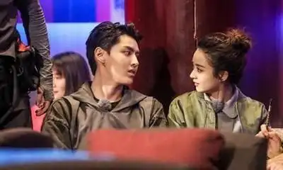 吴亦凡赵丽颖被石锤爱过赵丽颖吴亦凡分手原因深扒