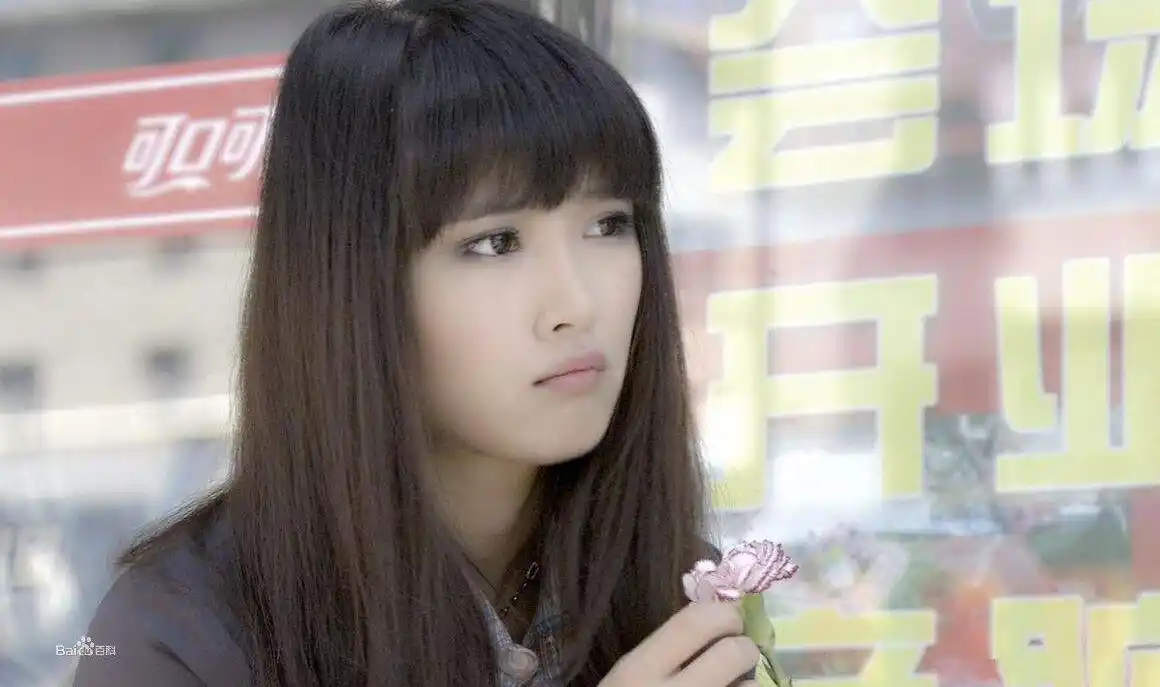 1家4口堪称演员之家,父亲1部戏夺得双科影帝,母女颜值惊人