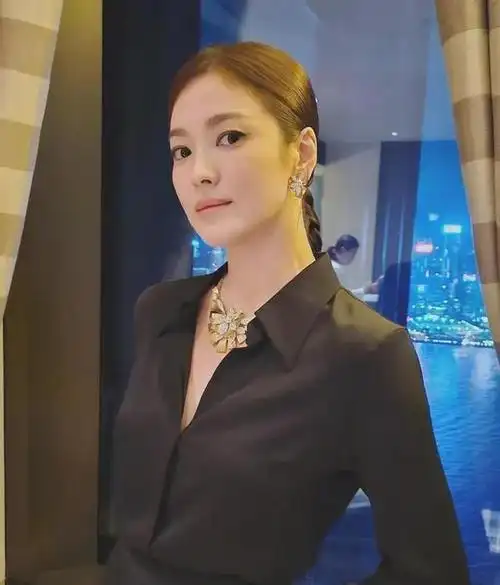 韩国10大美女今昔颜值对比有人优雅老去有人越活越美