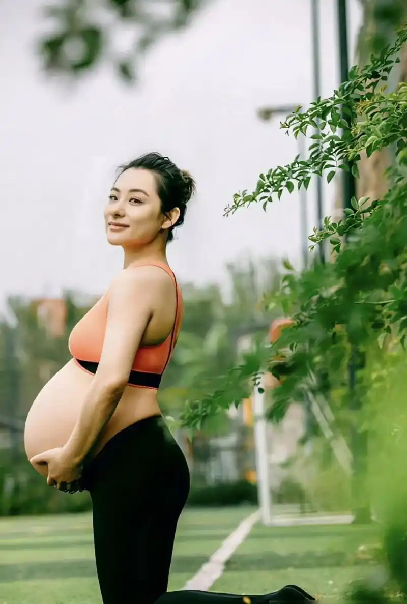 当初我姐怀孕的时候连跳都不敢跳一下…… 67 	 太吓人!