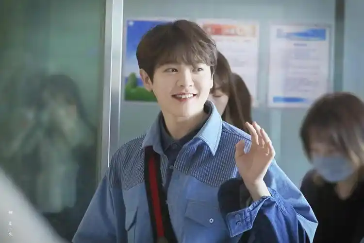 尤长靖今日份上班路透图来啦